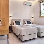 Mavra Villa