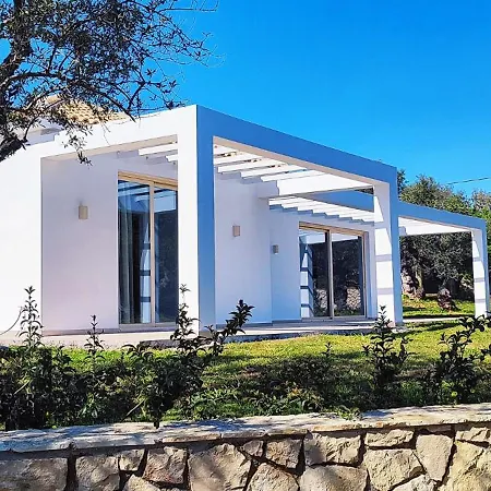 Mavra Villa *