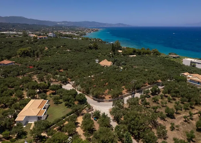 Mavra ヴィラ Plános